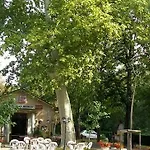 Nocleg ze śniadaniem Chateau De Michel De Lanes 3*