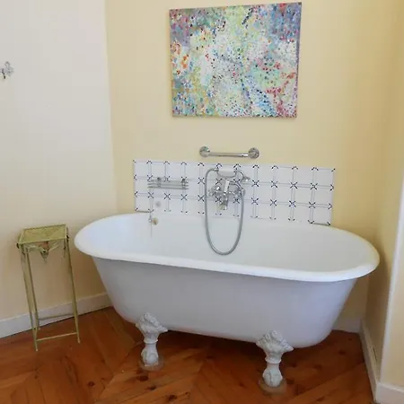 Chateau De Michel De Lanes 3*