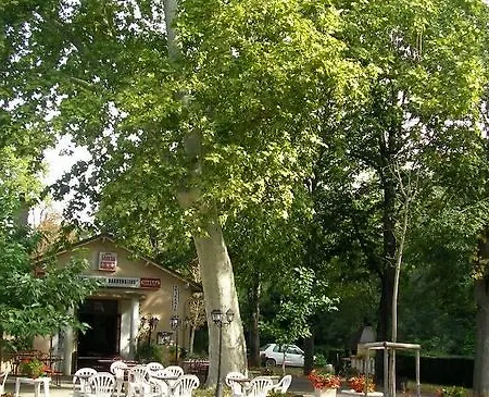 Couette-café Chateau De Michel De Lanes 3*