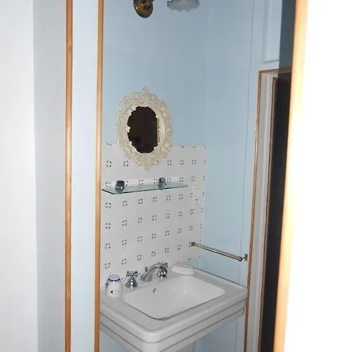 Chateau De Michel De Lanes Saint-Michel-de-Lanès